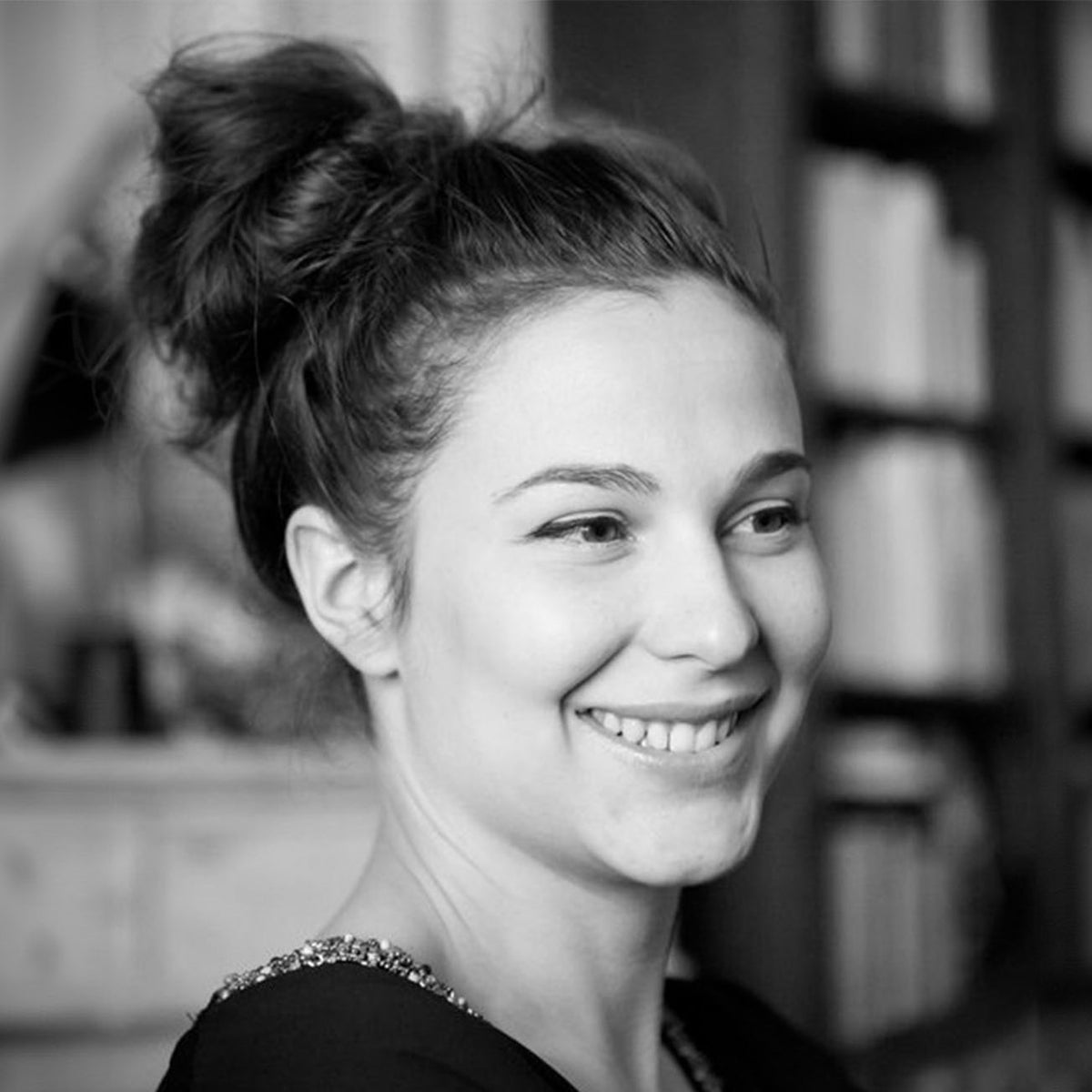 emma-square.jpg__PID:eda8cfbd-4071-4239-8e37-8cbe12e25ba3